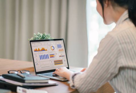 Популярные украинские CRM-системы Украинская альтернатива Битриксу и Амо CRM